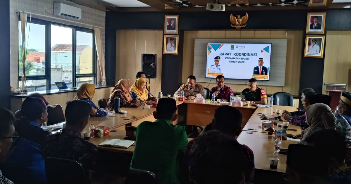 Camat Rajeg Gelar dan Pimpin Rapat Koordinasi Pimpinan Kecamatan