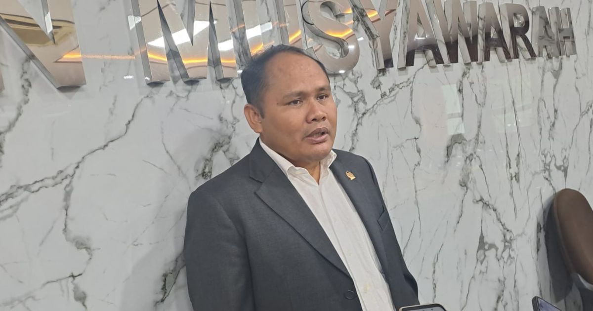 Anggota DPRD Menanggapi Ketidakhadirannya di Haul Syekh Nawawi