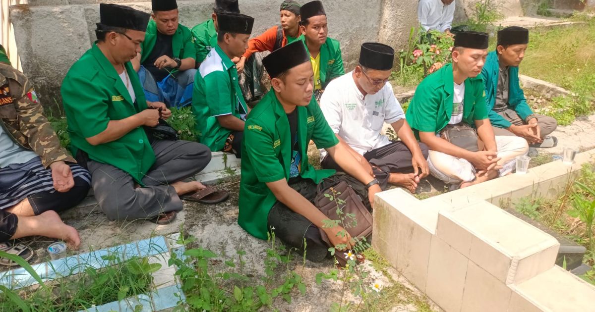 Agenda Amaliah Pemuda Ansor Kecamatan Rajeg : Ziarah ke Makam Tokoh Pendahulu Rajeg