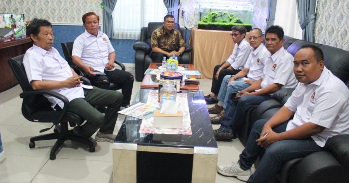PWI Kota Tangerang Serahkan SK ke Kesbangpol, Wawan Fauzi: Peran Media Bisa Berdampak Besar hingga Fatal
