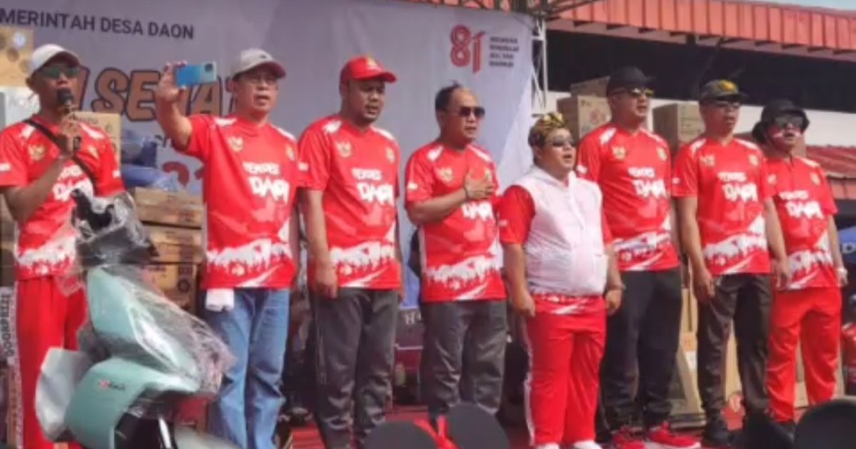 Rangkaian HUT RI ke 81 Pemdes Daon Kecamatan Rajeg Gelar Jalan Sehat di Meriahkan Pelawak Papan Atas H Azis Gagap